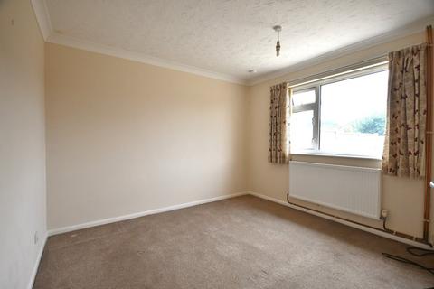 8 Barsham Drive, South Wootton, King's Lynn, PE30 3TT