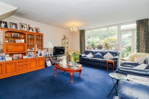 3 bedroom detached house for sale, Belmont Avenue, Barnet EN4