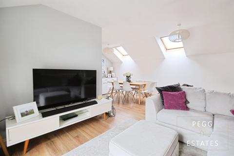 3 bedroom semi-detached house for sale, Bronshill Mews, Torquay