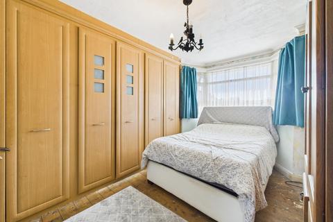 undefined, Royal Crescent, Ruislip HA4