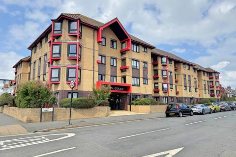 2 bedroom retirement property for sale, Saxon Court, Kingsway, Hove.