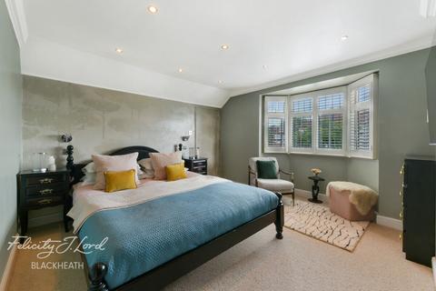 4 bedroom semi-detached house for sale, Brendon Road, London