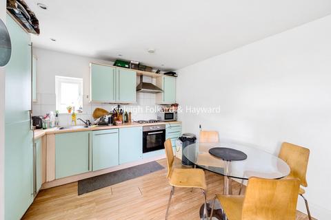 2 bedroom flat to rent, Park View Mews, Stockwell, London, SW9