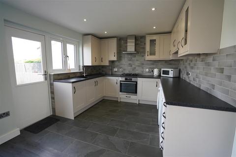 4 bedroom detached house for sale, Valley View, Bideford