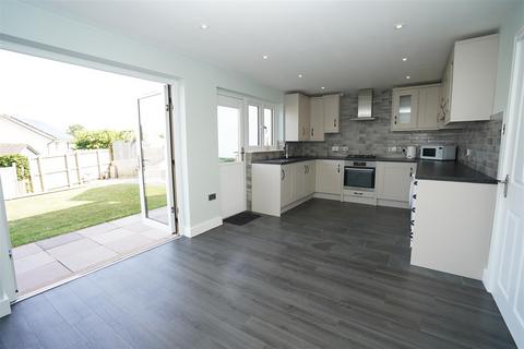 4 bedroom detached house for sale, Valley View, Bideford