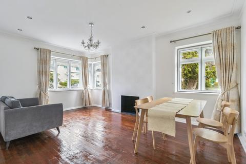 3 bedroom ground floor flat for sale, Elm Park Court, Elm Park Road, Pinner HA5