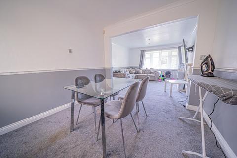 undefined, Coplow Close, Balsall Common, CV7