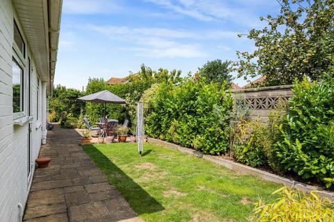 43 Bevendean Avenue, Saltdean, Brighton, BN2 8PF