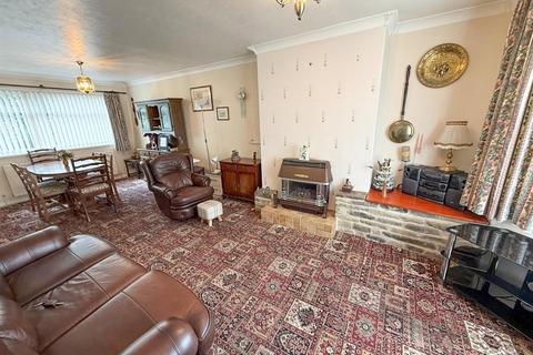 3 bedroom semi-detached house for sale, Bronte Drive, Oakworth,