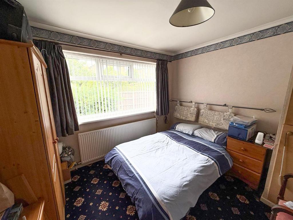 3 bed semi, Oakworth