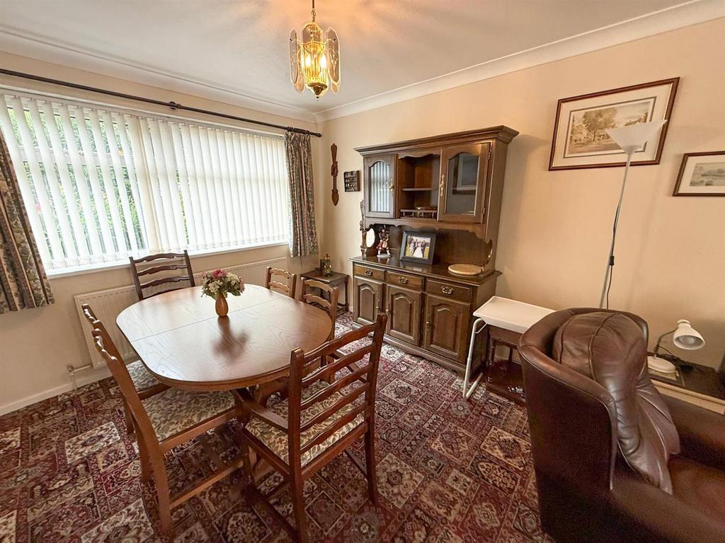 3 bed semi, Oakworth