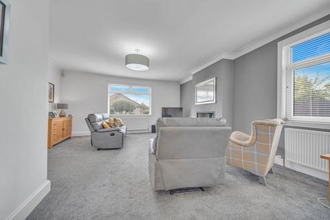 17 Roberts Crescent, Dumfries, DG2 7RS