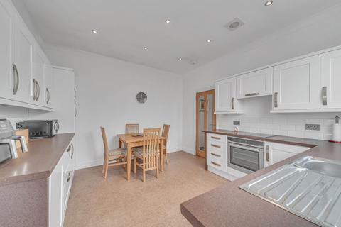 17 Roberts Crescent, Dumfries, DG2 7RS