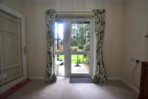 undefined, Branksomewood Road, Fleet GU51