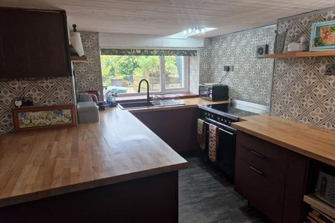 7 bedroom end of terrace house for sale, 34 Belgrave Road, Fairbourne, LL38 2AZ