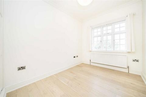 2 bedroom flat for sale, Blackheath Road, London SE10