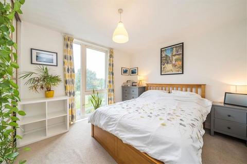 1 bedroom flat for sale, Robsart Street, London SW9