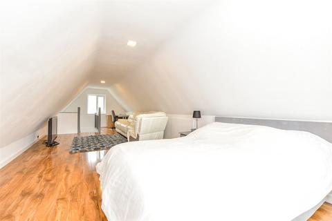 The Old Post Office Battery Road, Lydd On Sea, Romney Marsh, TN29 9NJ