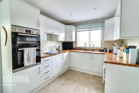 2 bedroom semi-detached bungalow for sale, Lime Grove, Mexborough