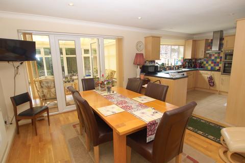Gate Ways Chart Lane, Brasted, Westerham, TN16 1LN