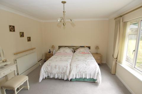 Gate Ways Chart Lane, Brasted, Westerham, TN16 1LN