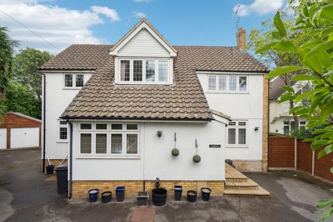 OLDFIELD CATCHMENT - Bray Road, Maidenhead