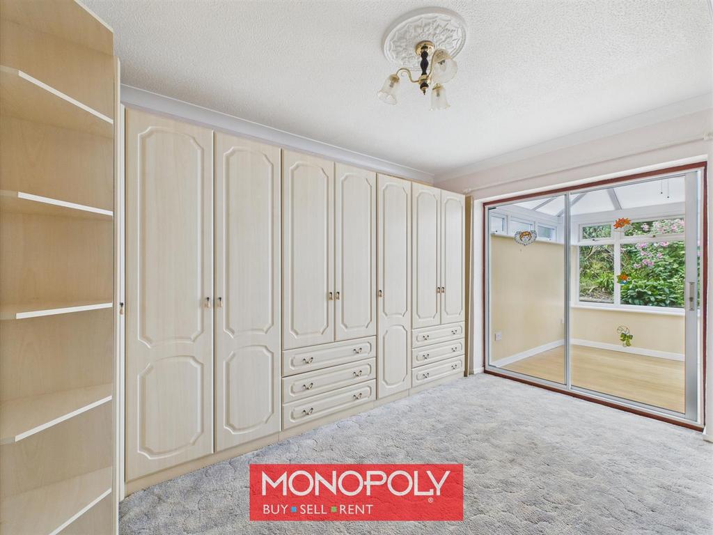 CAM01247 G0-PR0271-STILL014.jpg