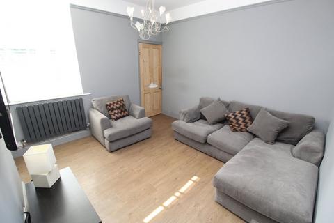 3 bedroom terraced house for sale, Welford Road, Leicester LE8