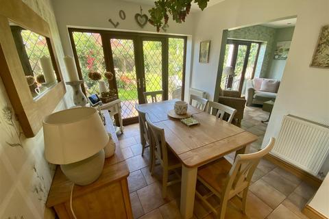 4 bedroom detached house for sale, Butt Lane, Hinckley LE10