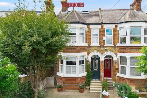 4 bedroom semi-detached house for sale, Priory Road, Dartford