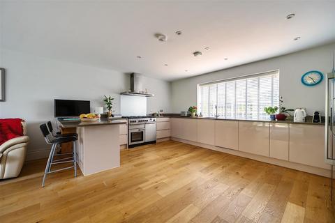 undefined, Smith Way, Headcorn, Ashford