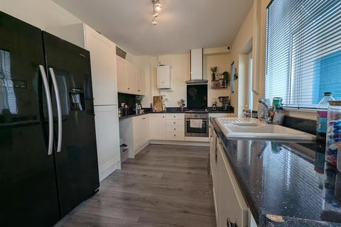 3 bedroom end of terrace house for sale, Nickstream Lane, Darlington