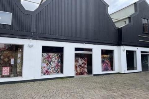 Retail property (high street) to rent, King St Wilton SP2 0RS