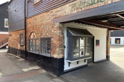 Retail property (high street) to rent, King St Wilton SP2 0RS