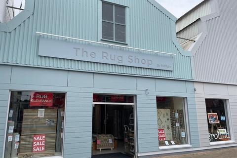 Retail property (high street) to rent, King St Wilton SP2 0RS
