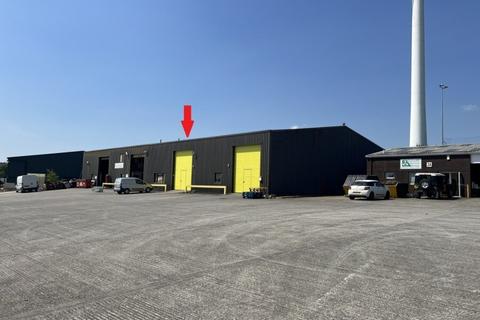 Warehouse to rent, 1A Quarry Crescent Launceston PL15 7PF
