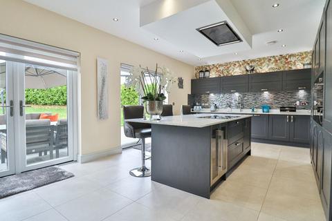 5 bedroom detached house for sale, Burn Avenue, Billingham
