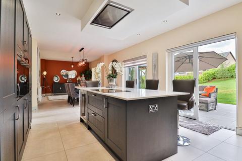 5 bedroom detached house for sale, Burn Avenue, Billingham