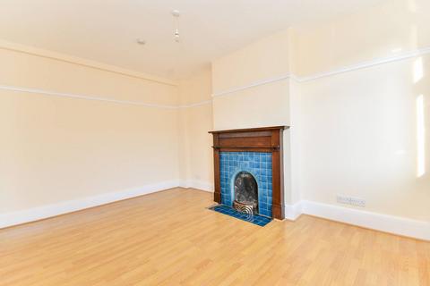 3 bedroom flat to rent, Astoria Walk, Brixton, London, SW9