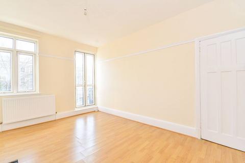 3 bedroom flat to rent, Astoria Walk, Brixton, London, SW9