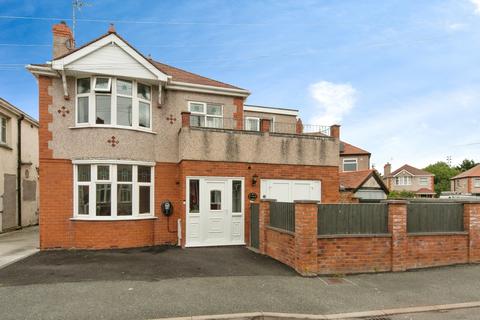 4 bedroom detached house for sale, Clifton Avenue, Denbighshire LL18