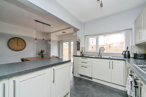 4 bedroom detached house for sale, Clifton Avenue, Denbighshire LL18
