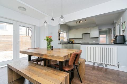 4 bedroom detached house for sale, Clifton Avenue, Denbighshire LL18