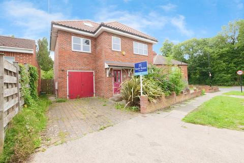 3 bedroom detached house for sale, Walney Road, North Yorkshire YO31
