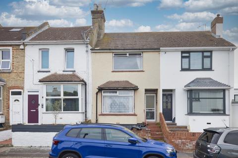 3 bedroom terraced house for sale, Woodford Avenue, Ramsgate, Kent, CT12