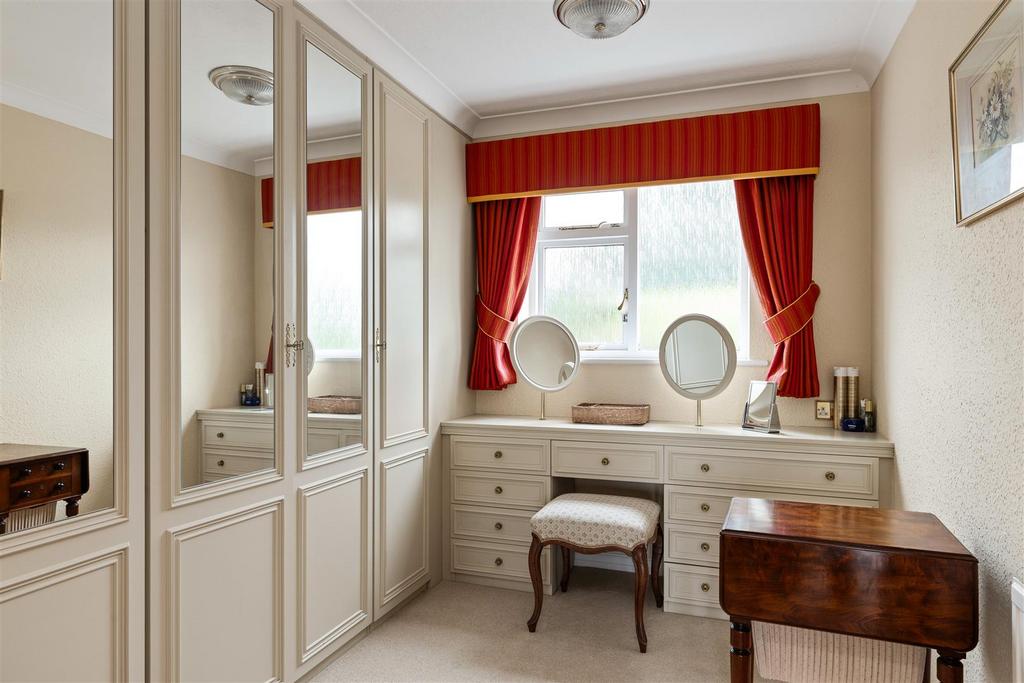 Maybury Farm,Dressing Room