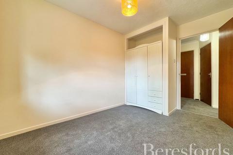 1 bedroom apartment for sale, The Herons, Abbs Cross Gardens, RM12