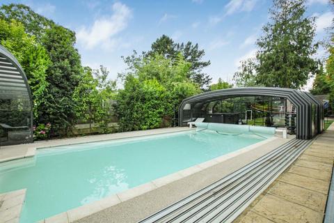 4 bedroom detached house for sale, Frays Avenue, West Drayton UB7