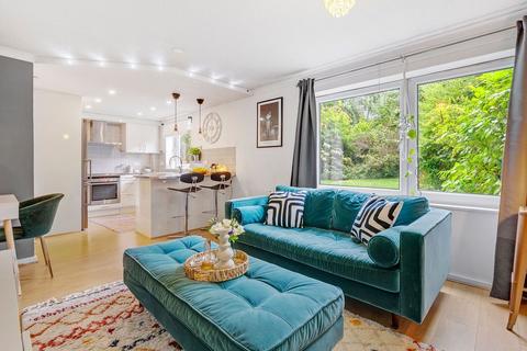 1 bedroom flat for sale, Avenue Road, London SE20