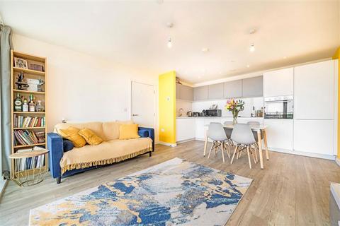 2 bedroom flat for sale, Goodwood Road, London SE14
